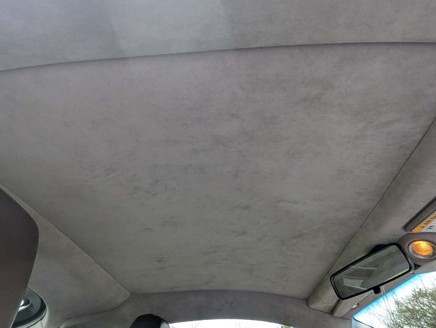 <p>2005 ASTON MARTIN VANTAGE V8</p>