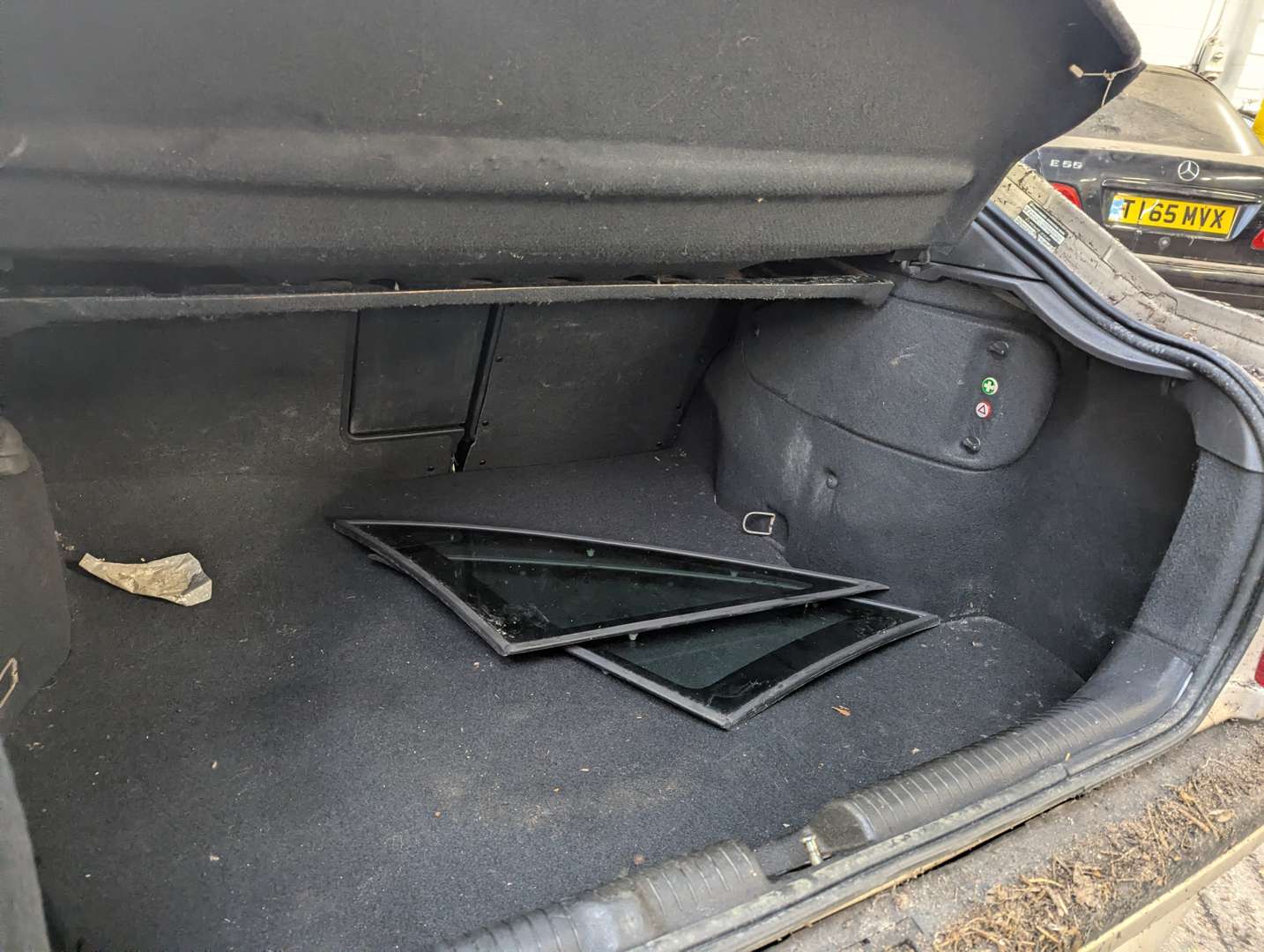 <p>1993 VAUXHALL CAVALIER DIPLOMAT AUTO</p>