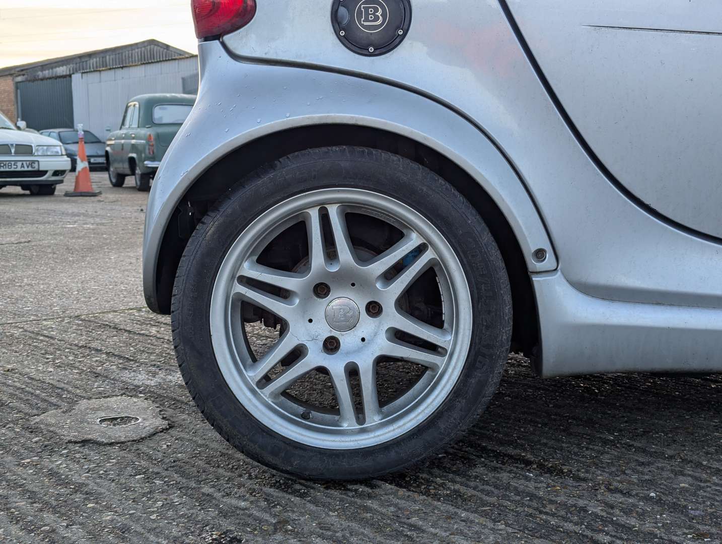 <p>2006 SMART FORTWO BRABUS 74 AUTO</p>