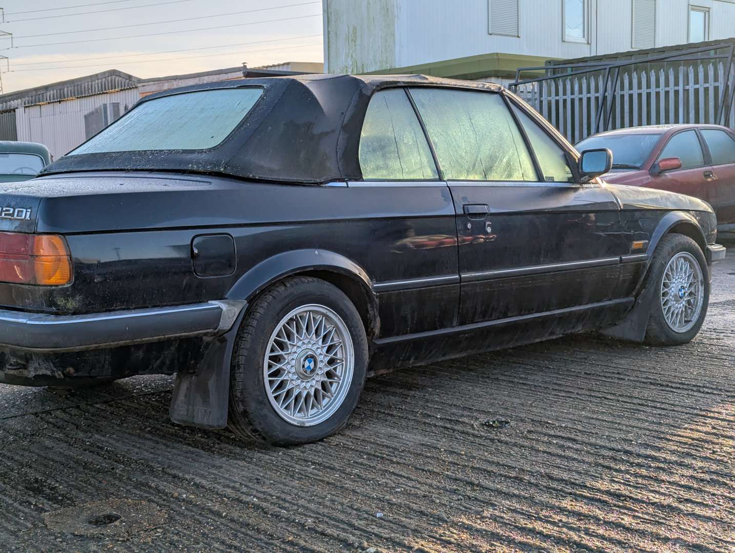 <p>1990 BMW E30 320I CONVERTIBLE</p>