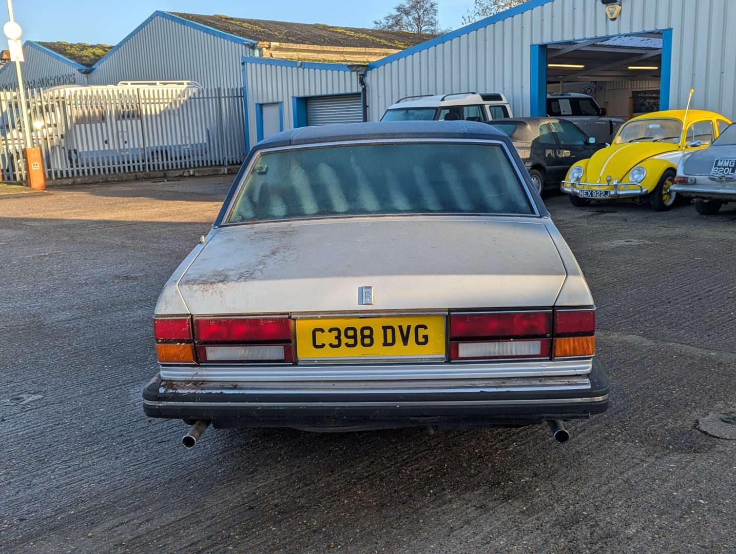 <p>1985 ROLLS ROYCE SILVER SPIRIT</p>