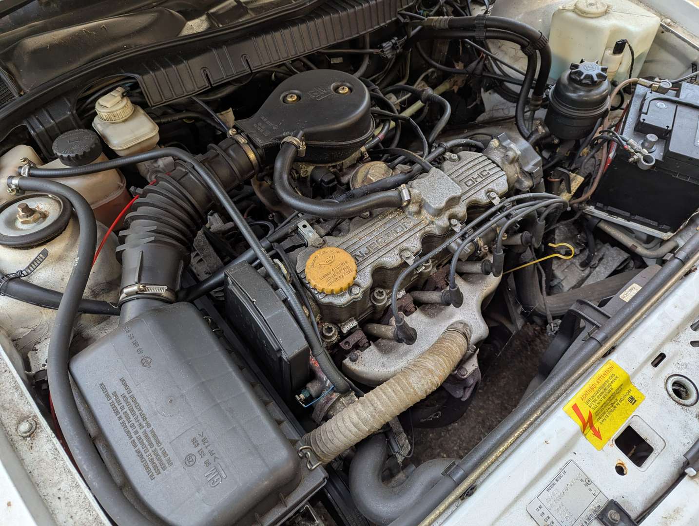 <p>1993 VAUXHALL CAVALIER GLS AUTO</p>