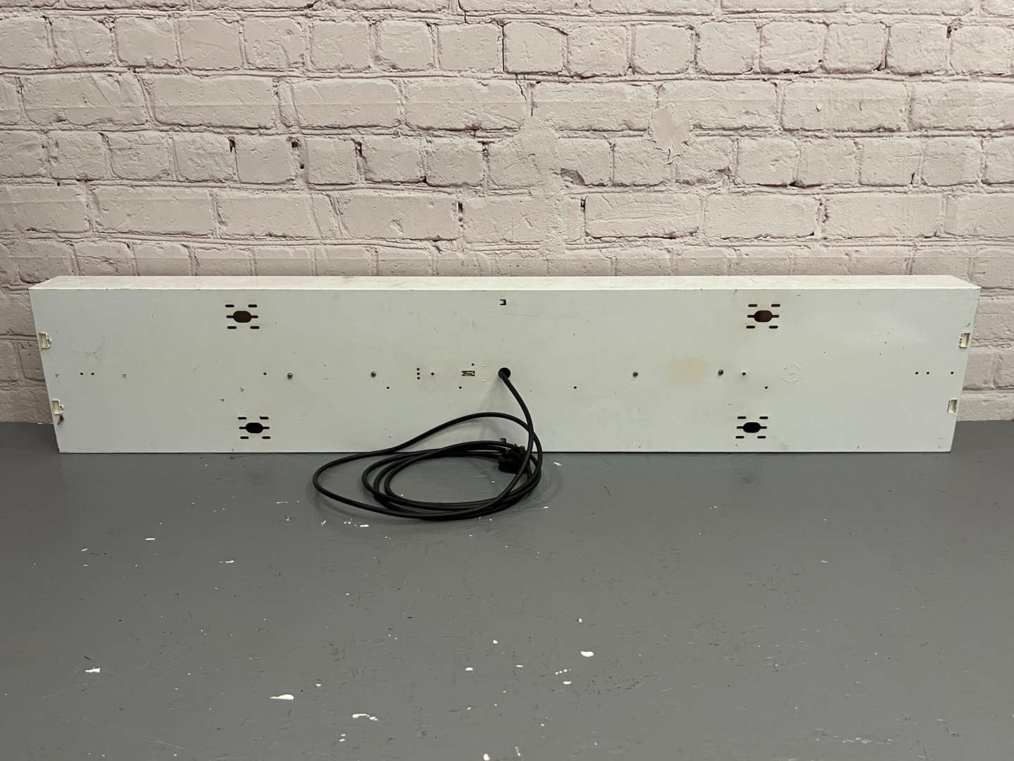 <p>Raleigh The All Steel Bicycle Illuminated Sign</p>