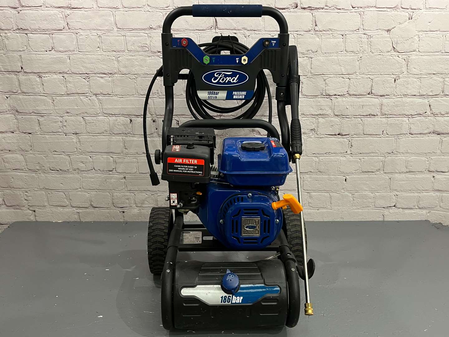 <p>Ford Liveried Petrol Pressure Washer&nbsp;</p>