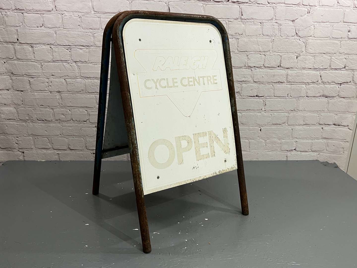 <p>Raleigh Cycle Centre “A” Frame</p>