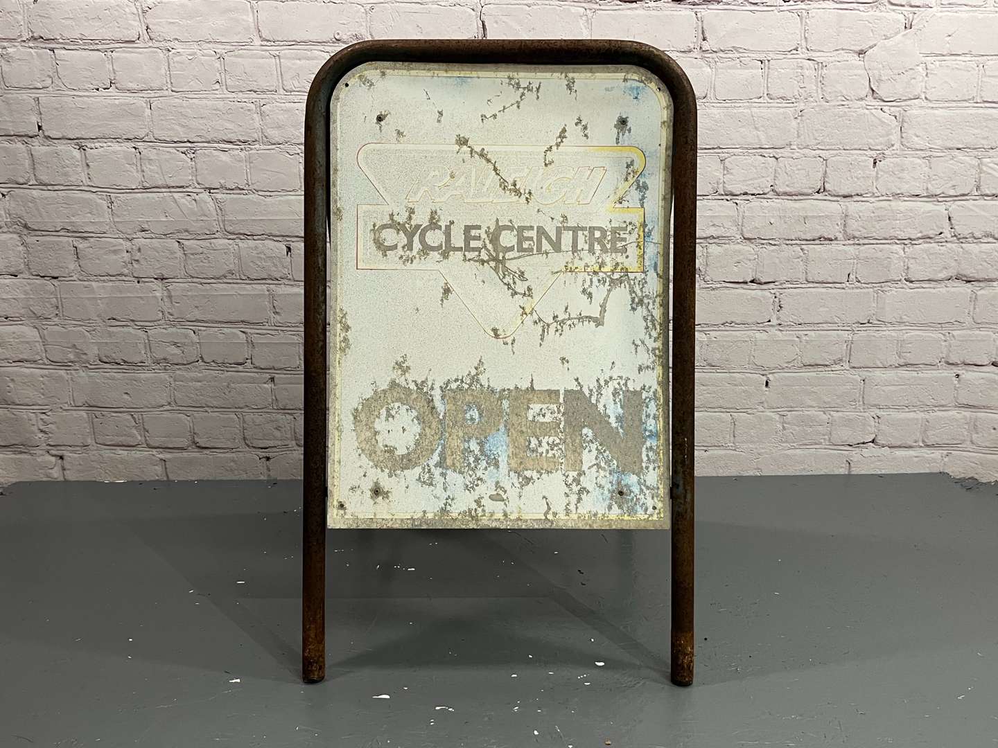 <p>Raleigh Cycle Centre “A” Frame</p>