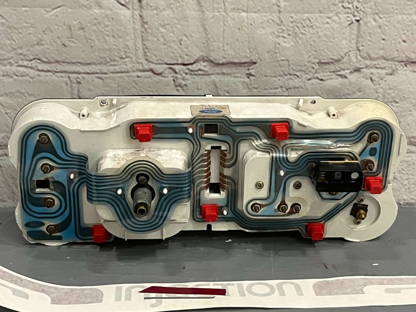 <p>Ford Capri Instrument Cluster and Injection Sticker &nbsp;</p>