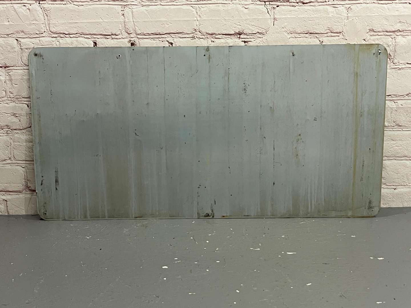 <p>Duckhams Motor Oil Lubrication Centre Aluminium Sign</p>