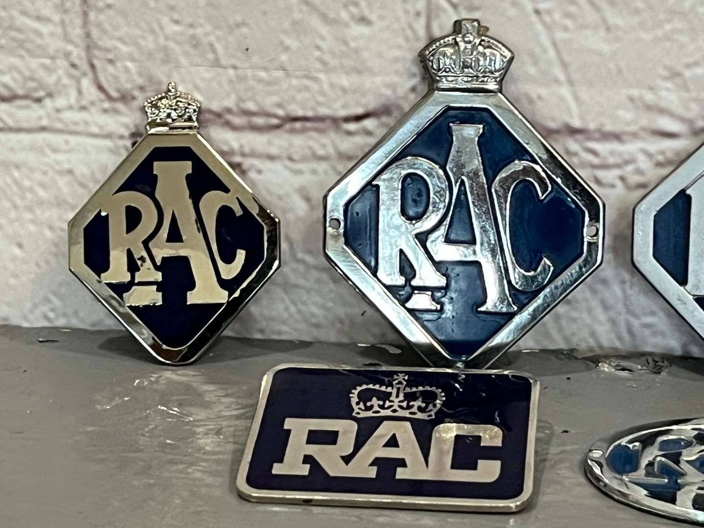 <p>Six Commercial and Private RAC Badges</p>