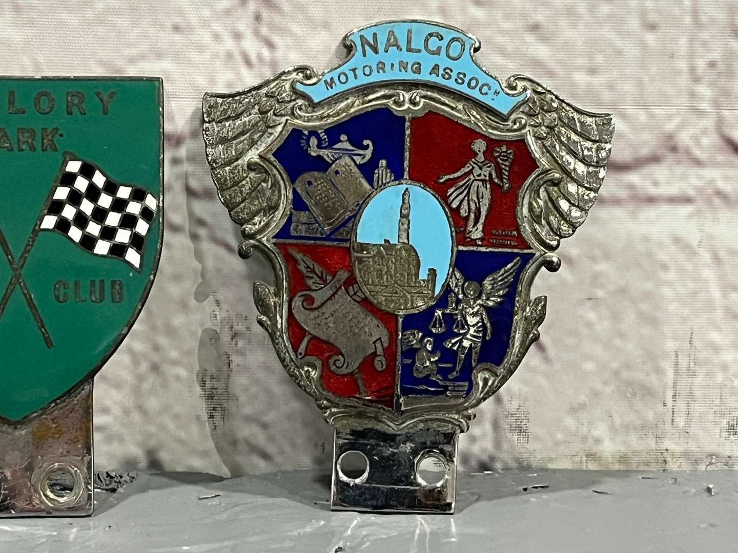 <p>Nalgo Motoring Association Enamel Badge and Mallroy Park Motor Club Badge (2)</p>