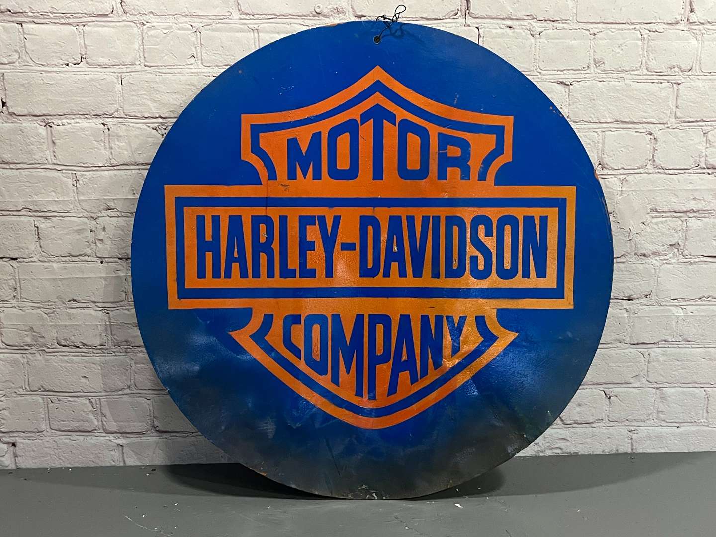 <p>Large Harley-Davidson Motor Company Painted Metal Sign</p>