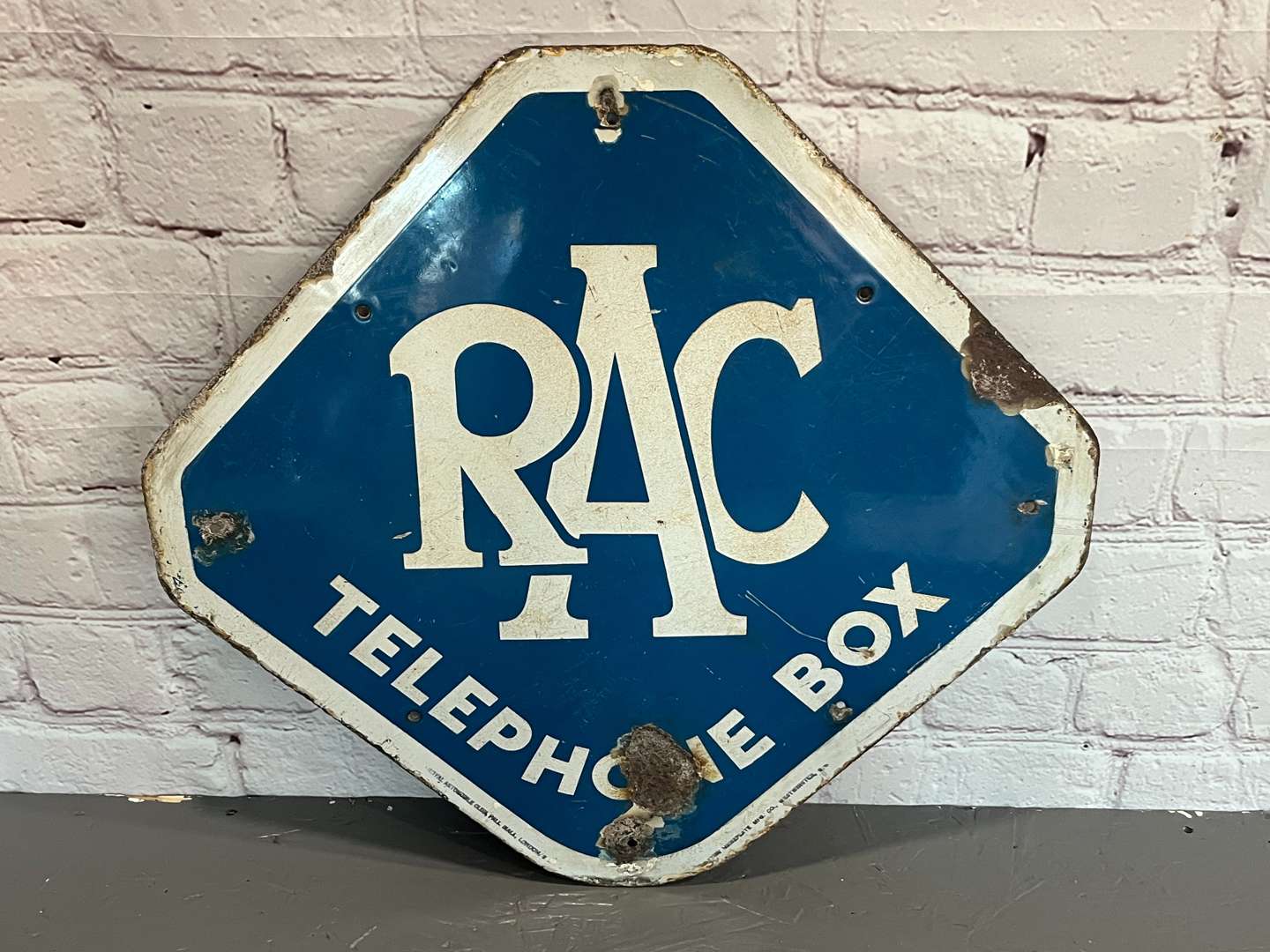<p>RAC Telephone Box Enamel Sign</p>