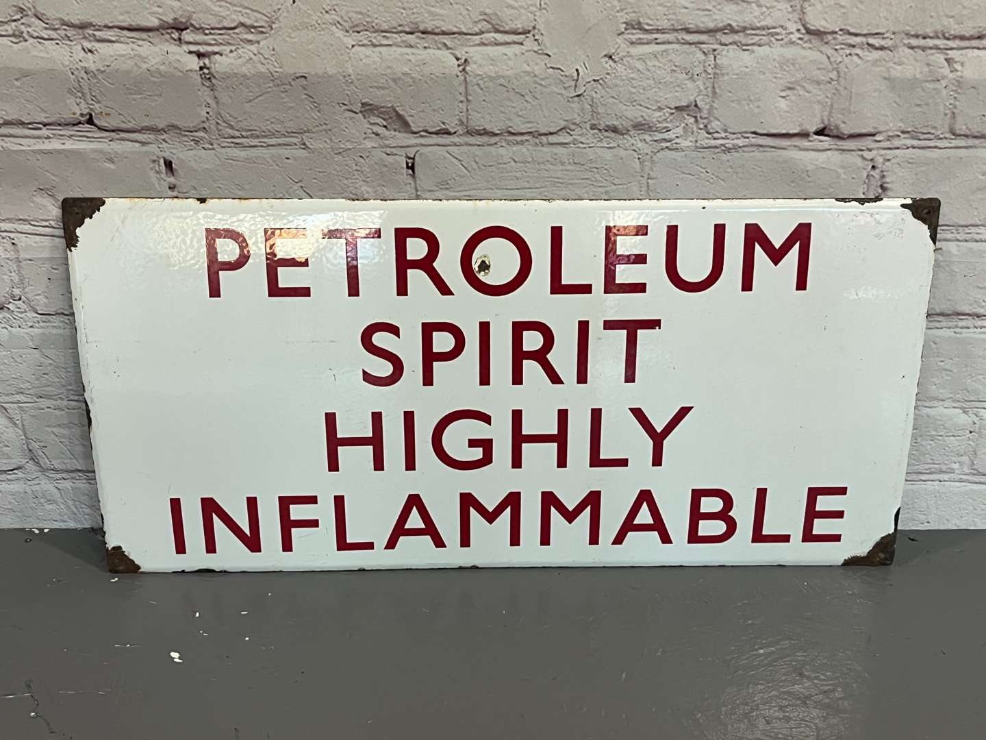 <p>Petroleum Spirit Enamel Warning Sign&nbsp;</p>