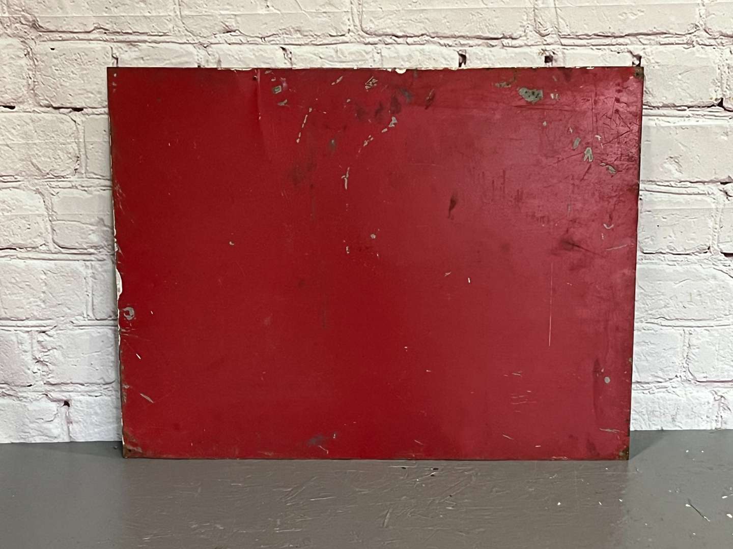 <p>BEM Wheel Balancing Tin Sign</p>