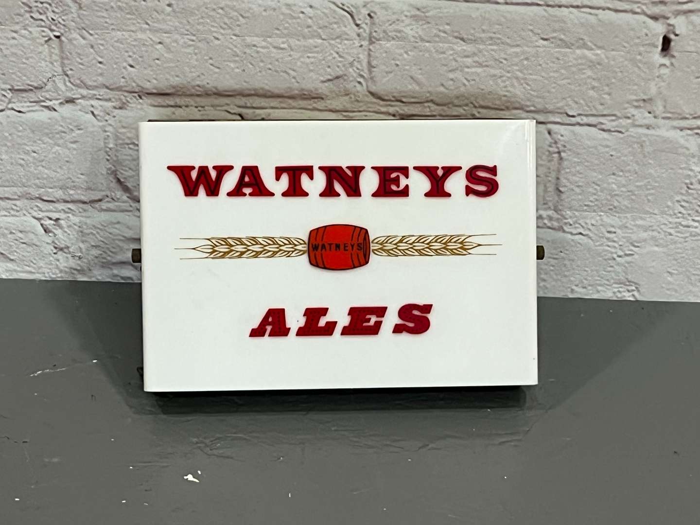 <p>Watneys Ales Small Illuminated Sign</p>