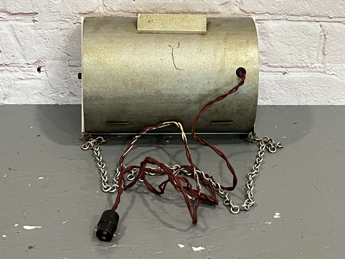 <p>Watneys Ales Small Illuminated Sign</p>