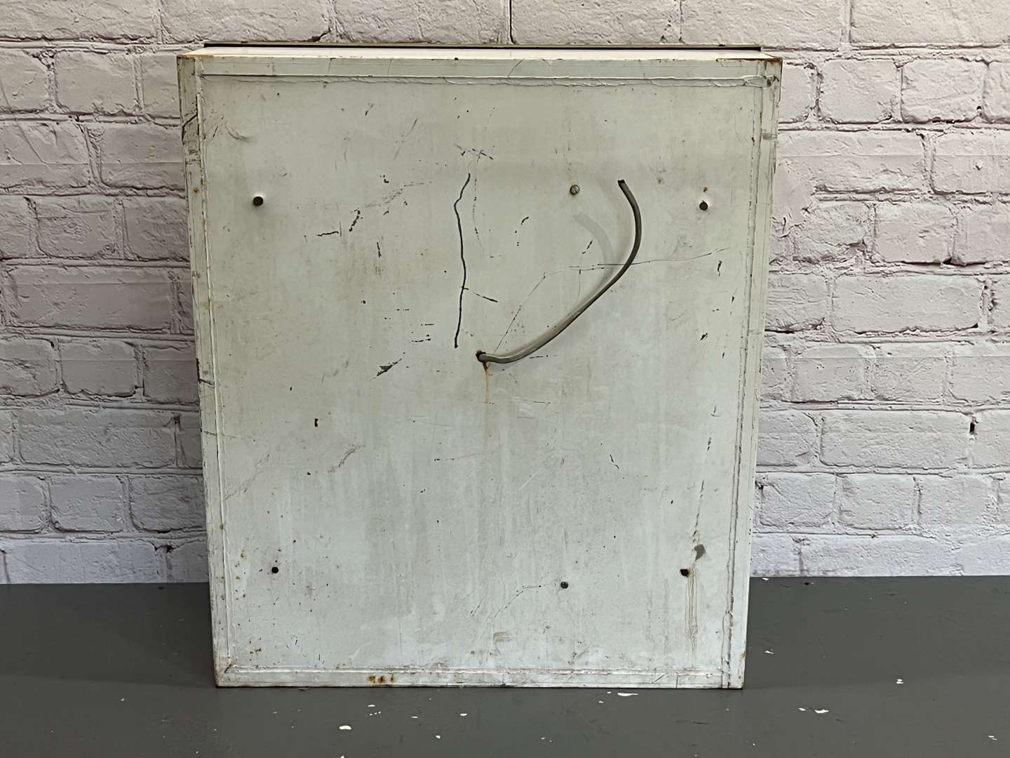 <p>Whitbread Illuminated Brewery Sign&nbsp;</p>