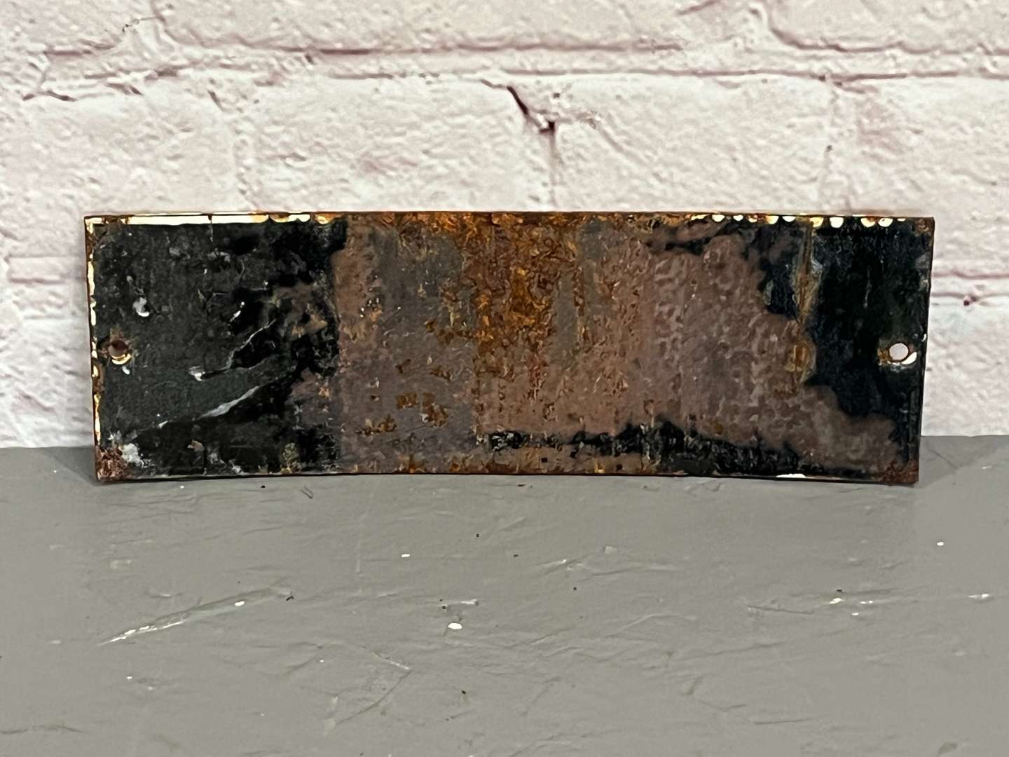 <p>Swan Vestas Matches Enamel Sign&nbsp;</p>