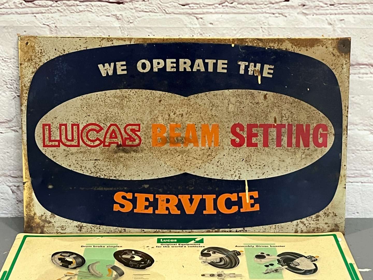 <p>Lucas Beam Setting Service Tin Sign and Lucas Plastic Sign (2)</p>