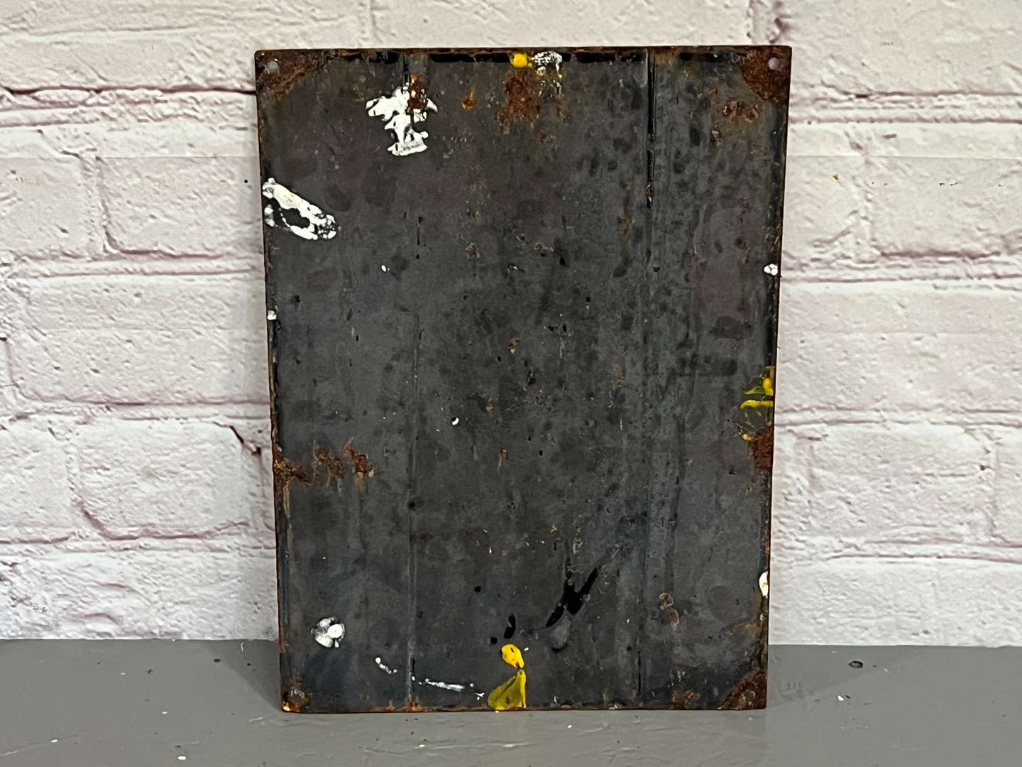 <p>Shell Motor Racing Enamel Sign&nbsp;</p>