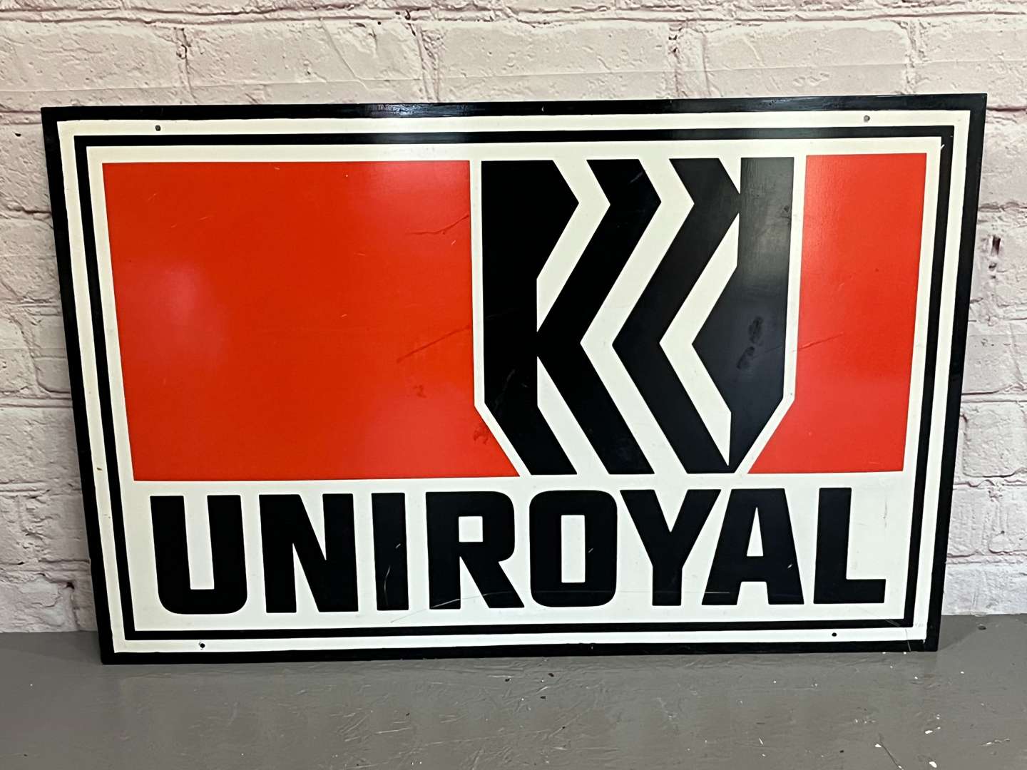 <p>Uniroyal Tyres Aluminium Sign</p>