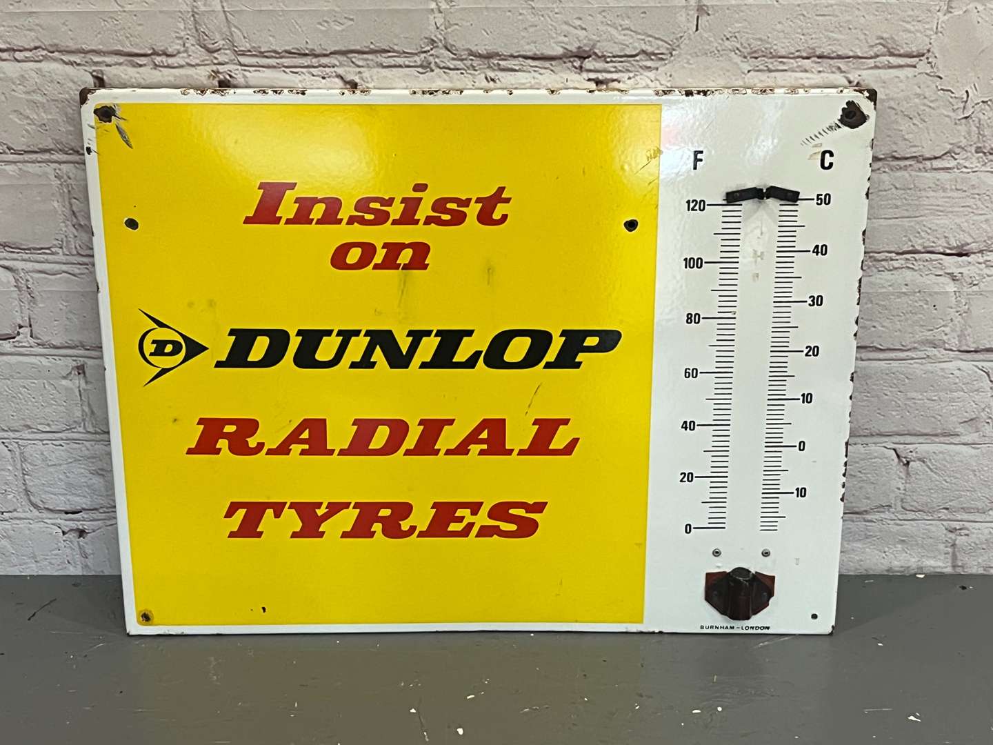 <p>Dunlop Radial Tyres Thermometer Enamel Sign&nbsp;</p>