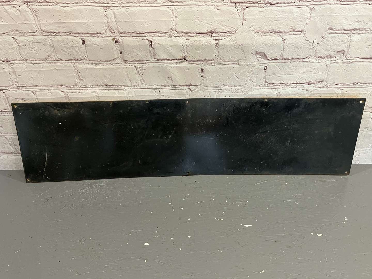 <p>Fellows-Stringer Ltd 3 Tons Enamel Sign</p>