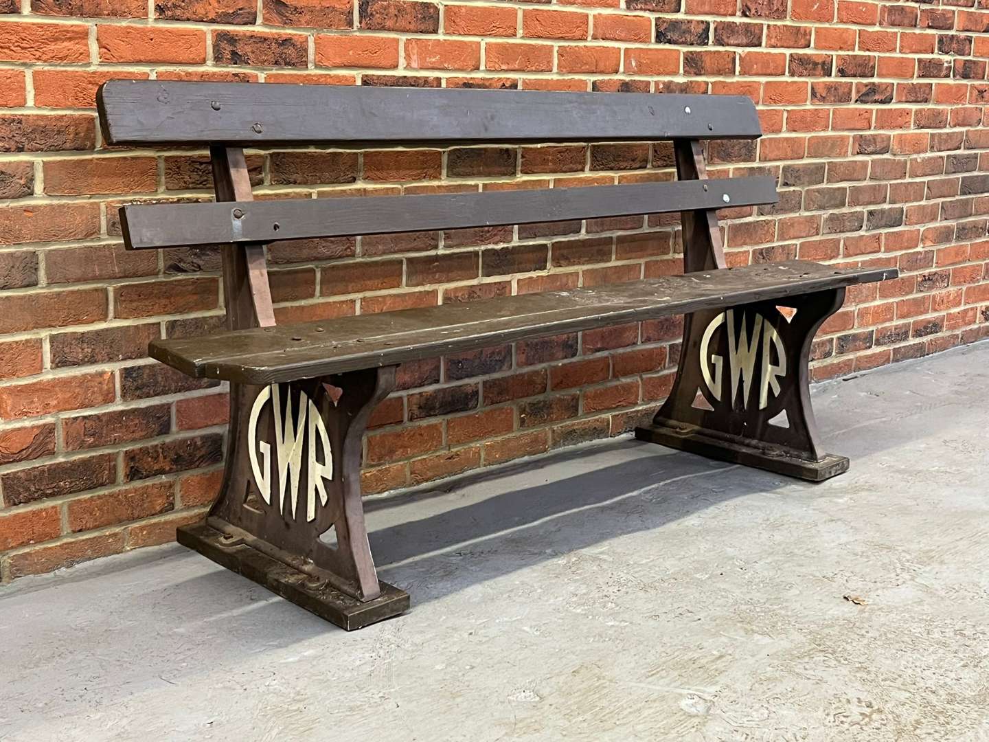 <p>GWR Original Cast Iron Railway Bench&nbsp;</p>