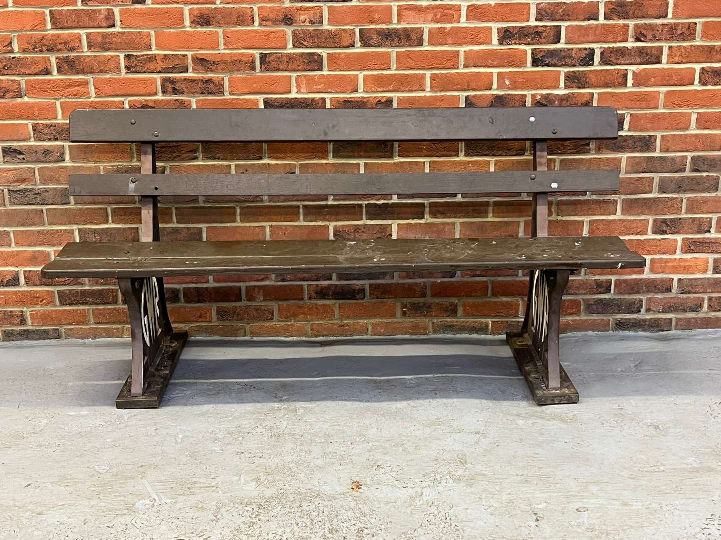 <p>GWR Original Cast Iron Railway Bench&nbsp;</p>