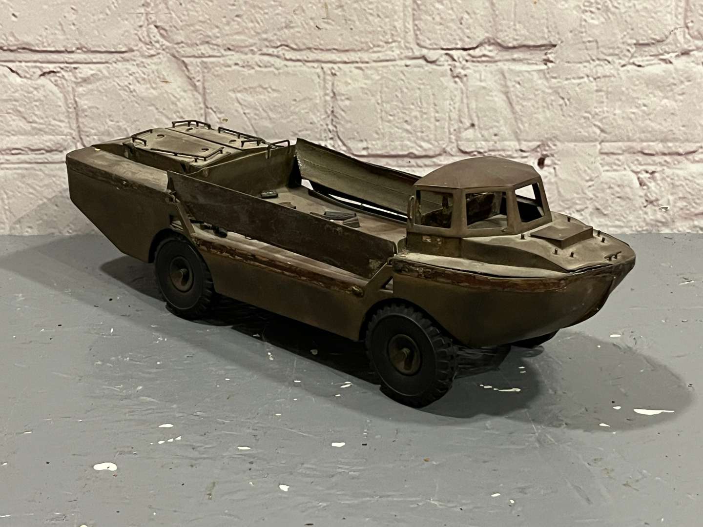<p>Brass Amphibious Model Vehicle a/f</p>
