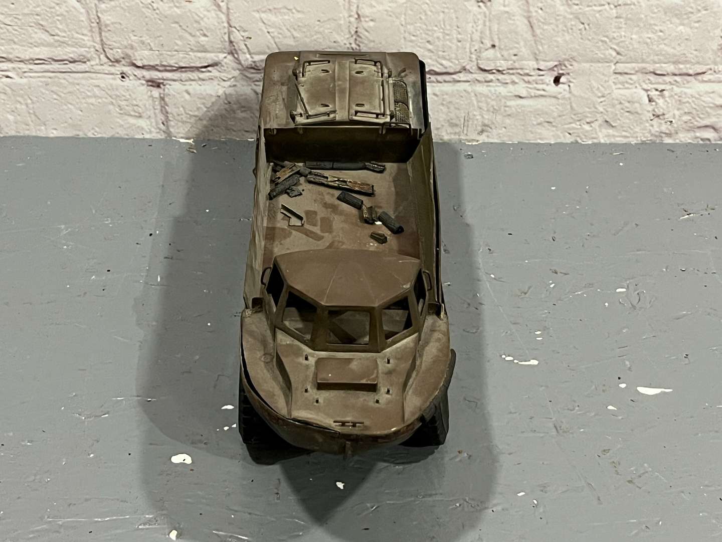 <p>Brass Amphibious Model Vehicle a/f</p>