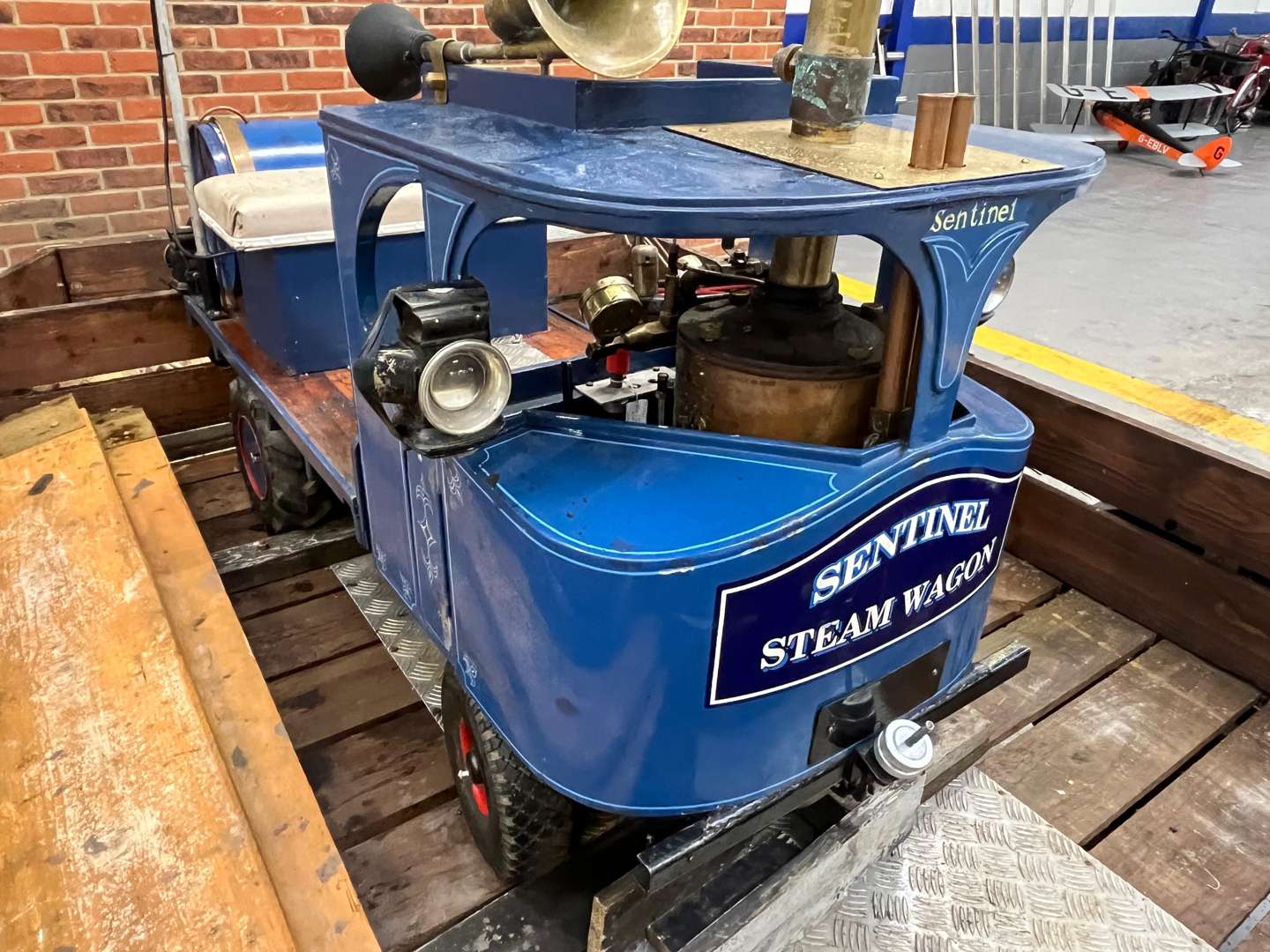 <p>Sentinel 3" Ride on Steam Lorry Based on The DG Model and Trailer</p>