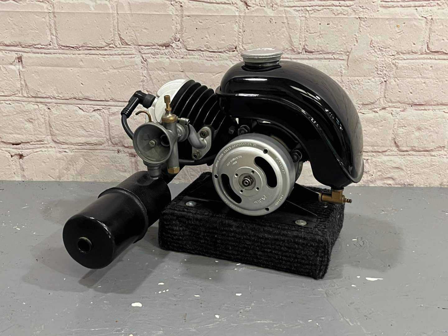 <p>JAP 1950's Display Engine</p>