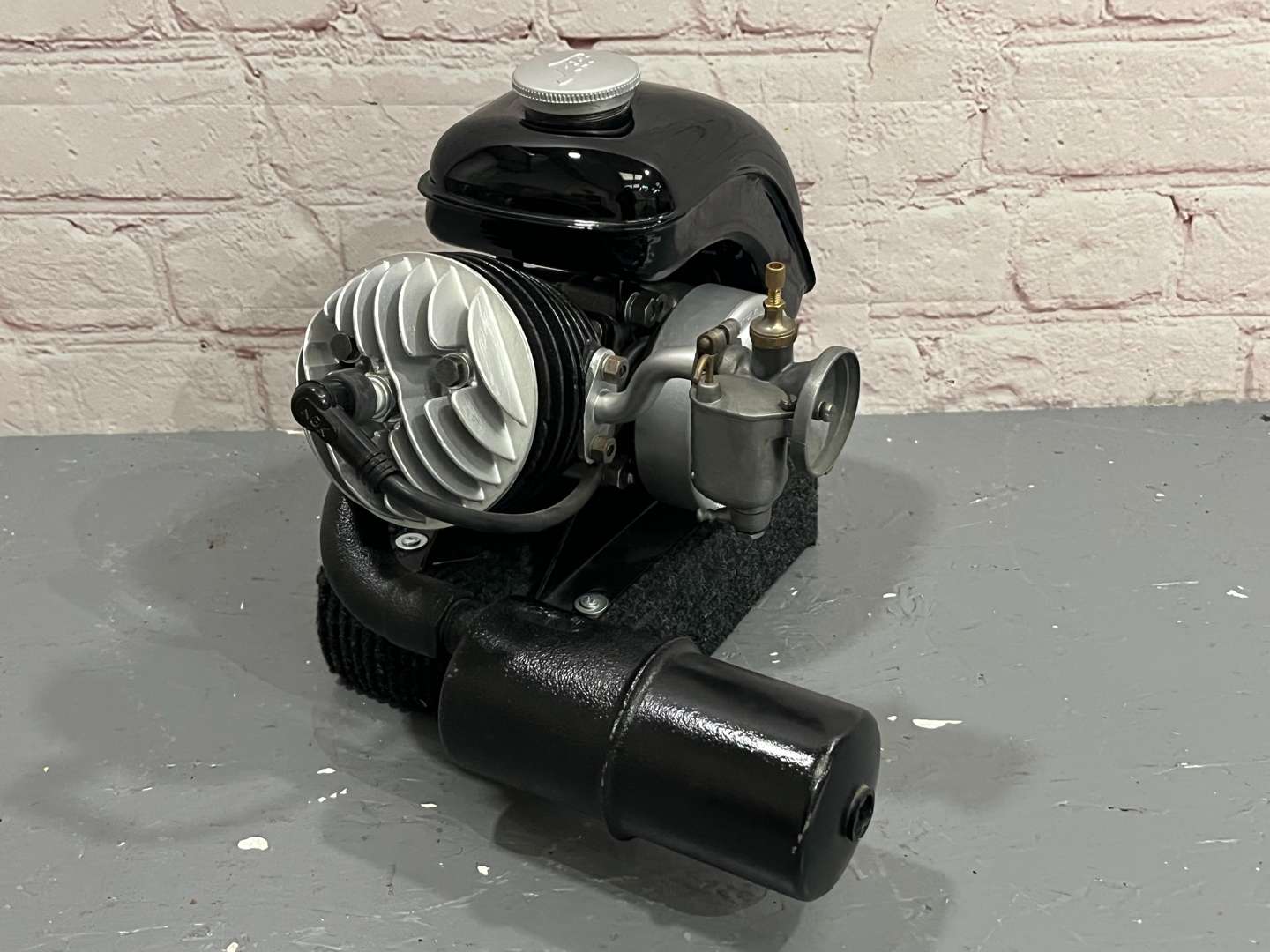 <p>JAP 1950's Display Engine</p>