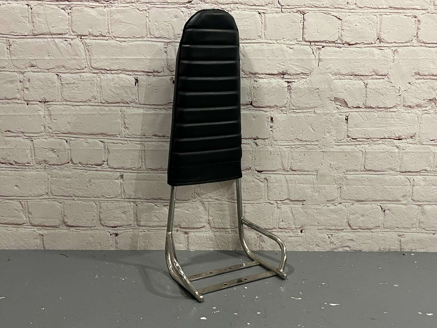 <p>Vespa/Lambretta Seat (Back Only)</p>