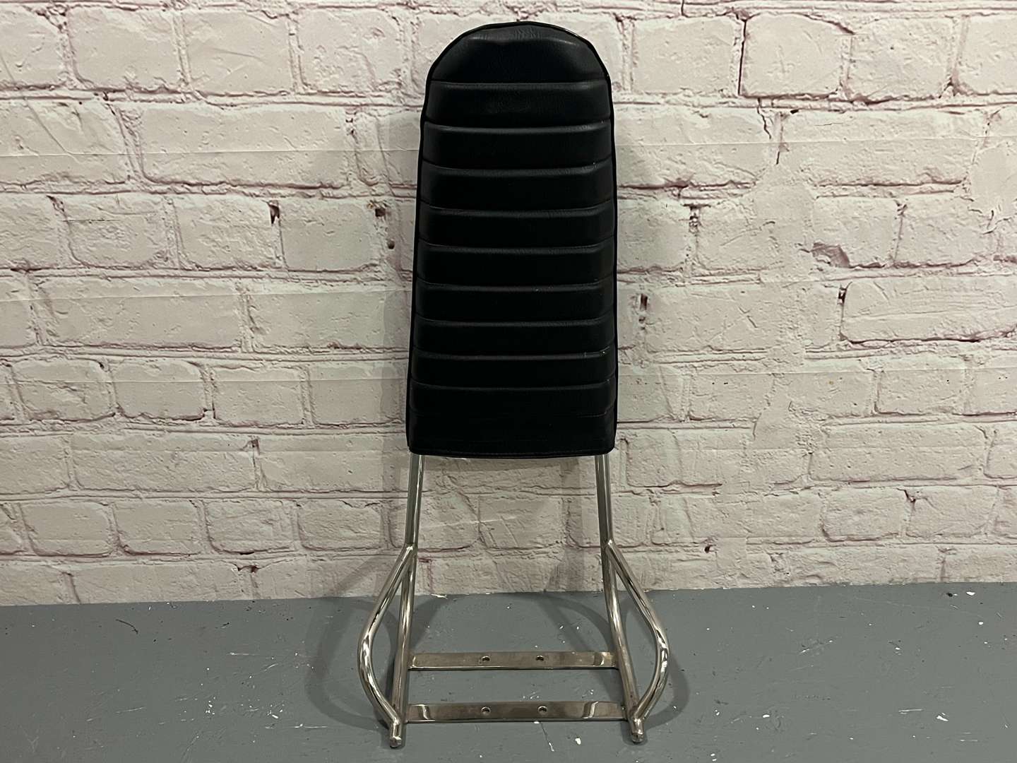 <p>Vespa/Lambretta Seat (Back Only)</p>