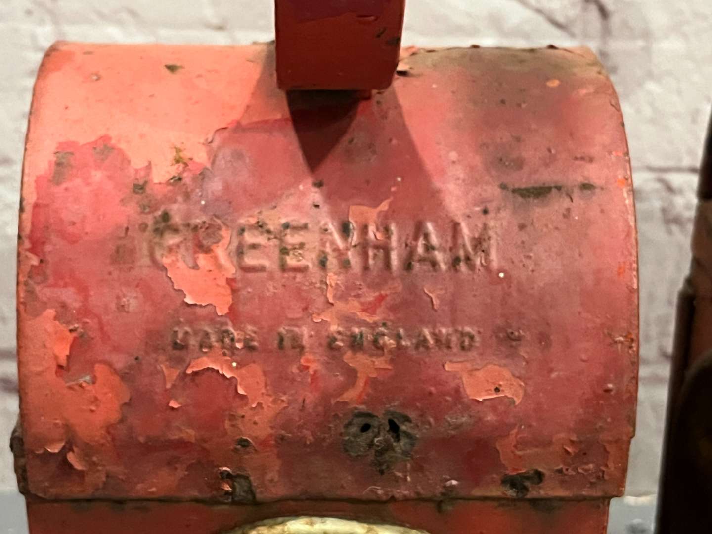 <p>Chalwyn & Greenham Metal Road Workman's Lights</p>