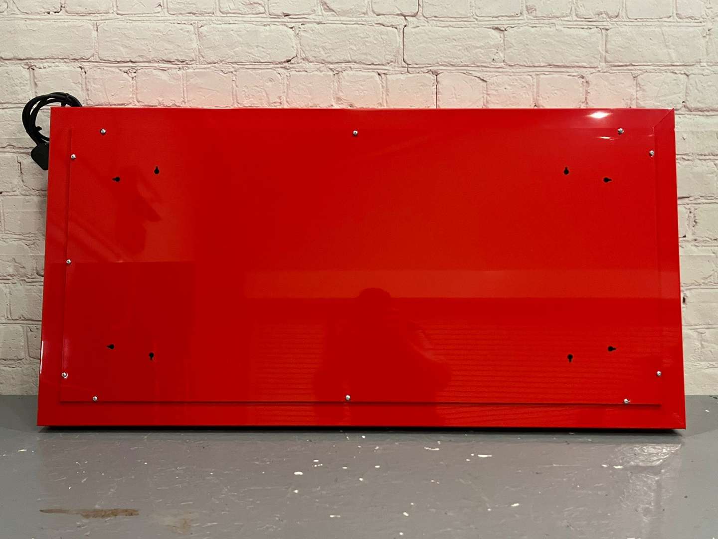 <p>Ferrari Emblem Modern Illuminated Sign</p>