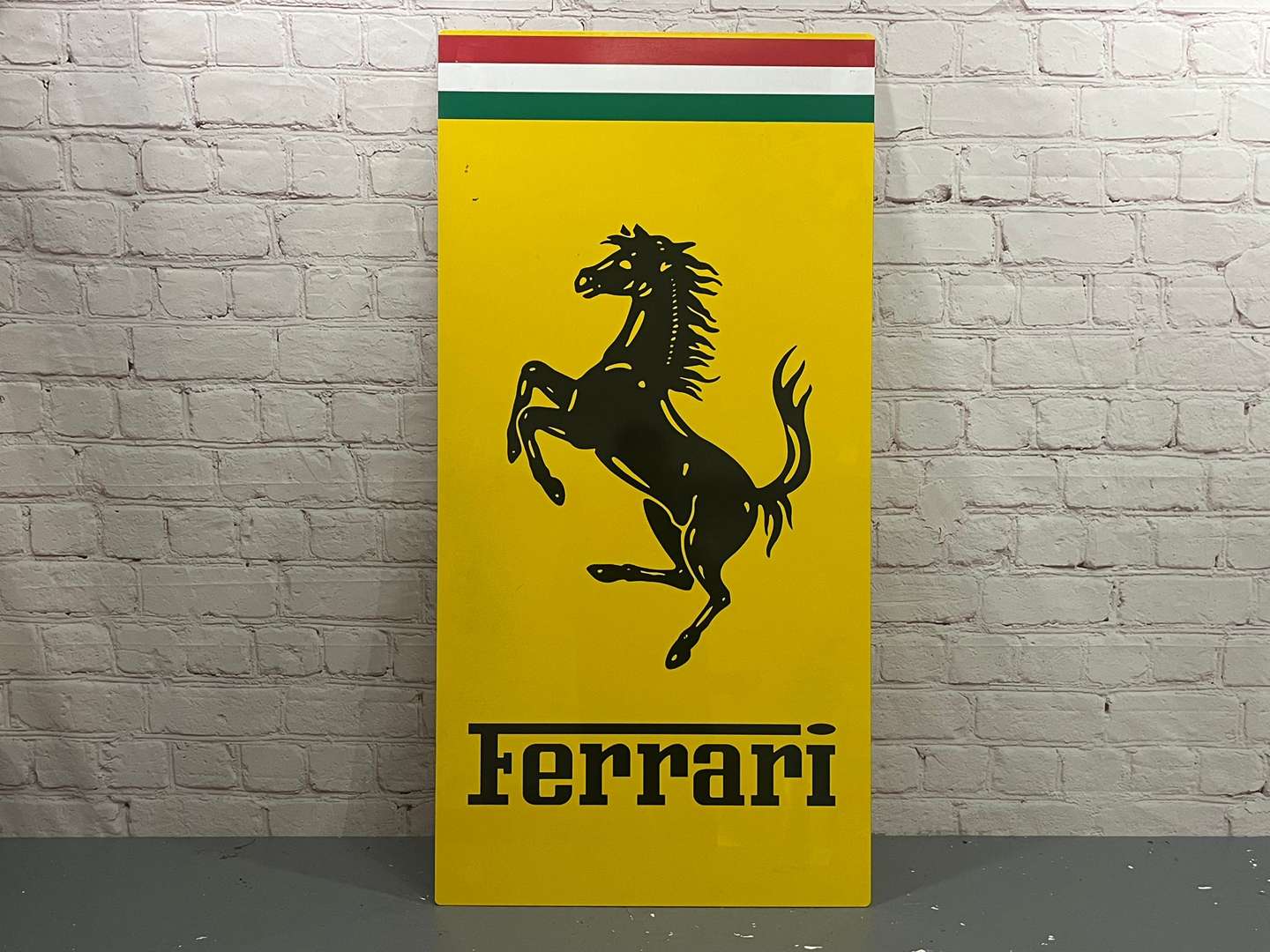 <p>Ferrari Emblem Modern Metal Sign</p>