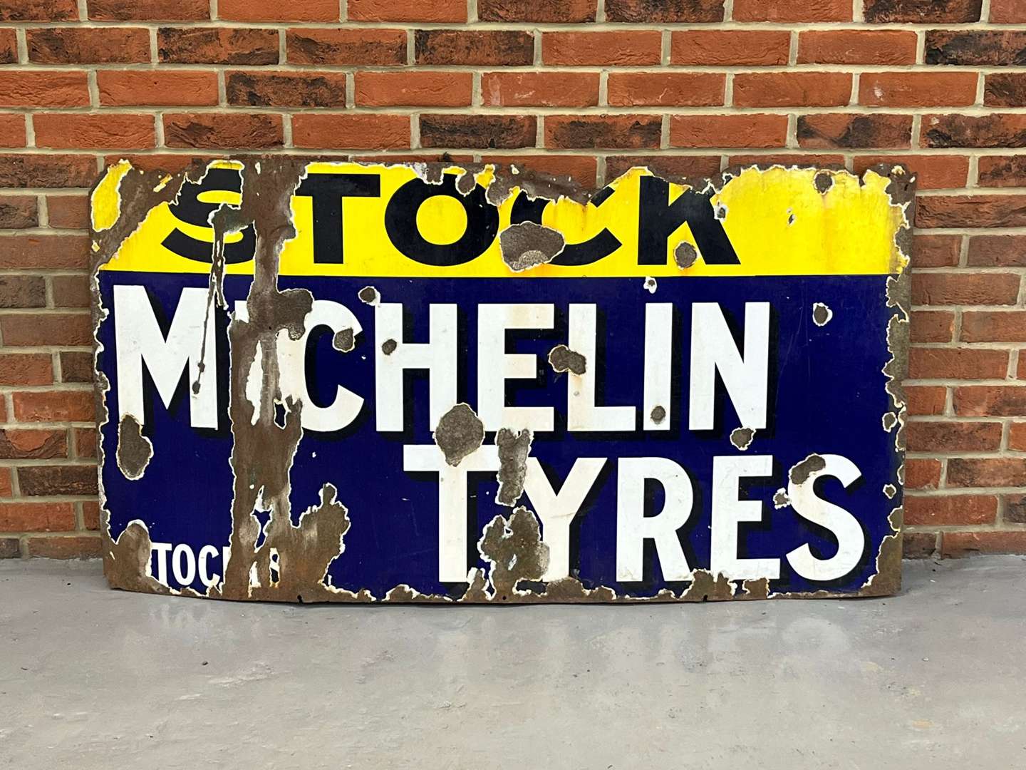 <p>Michelin Tyres Stock Enamel Sign</p>