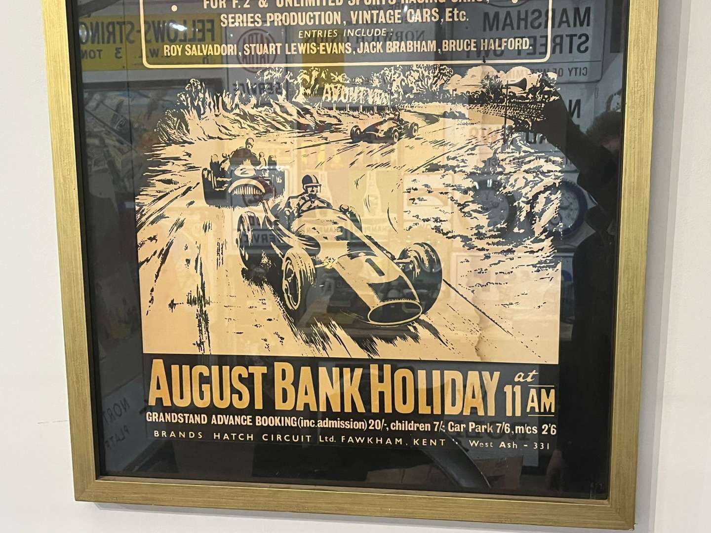 <p>Brands Hatch Framed Race Poster</p>