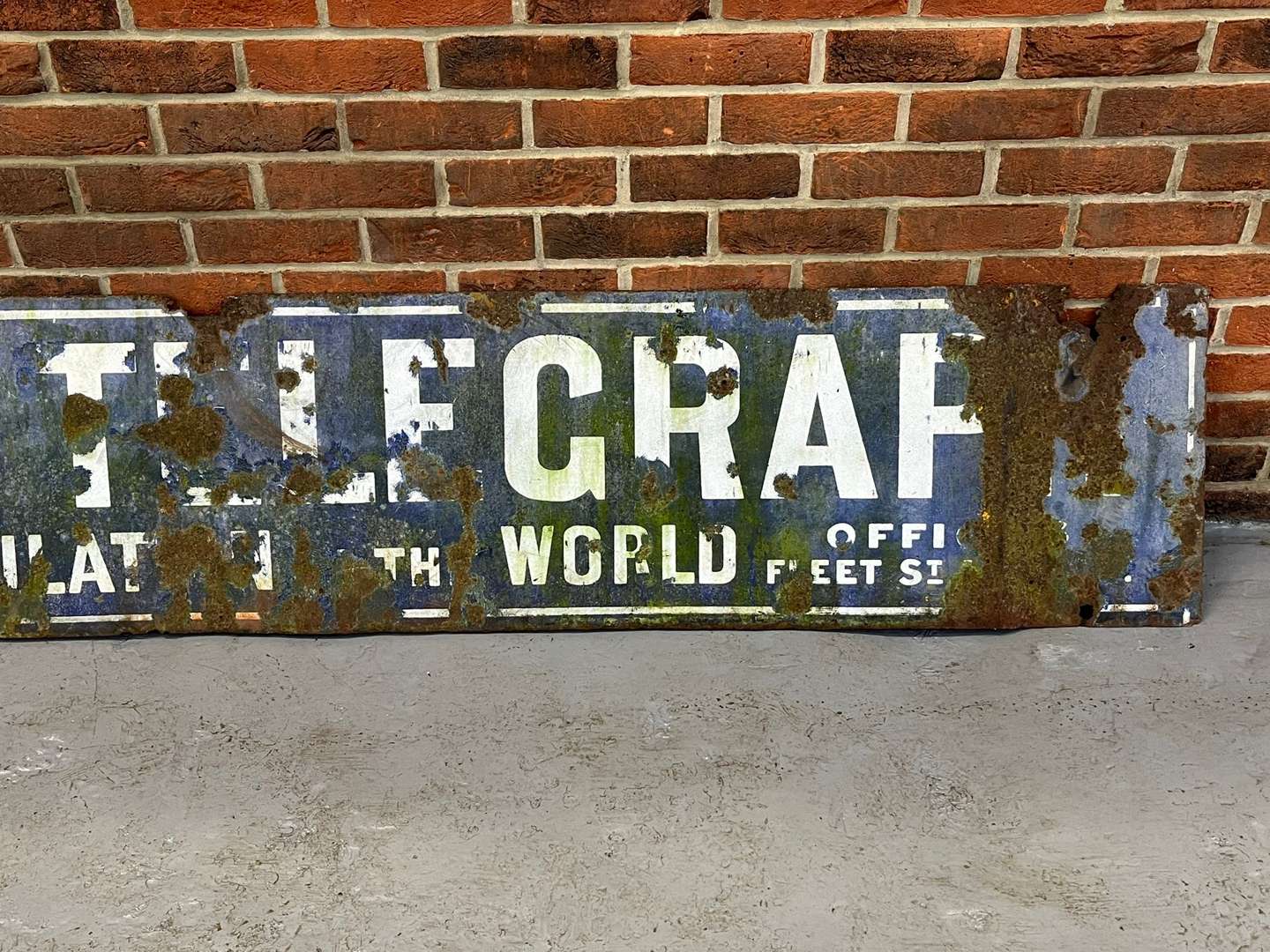 <p>Daily Telegraph Large Enamel Sign</p>