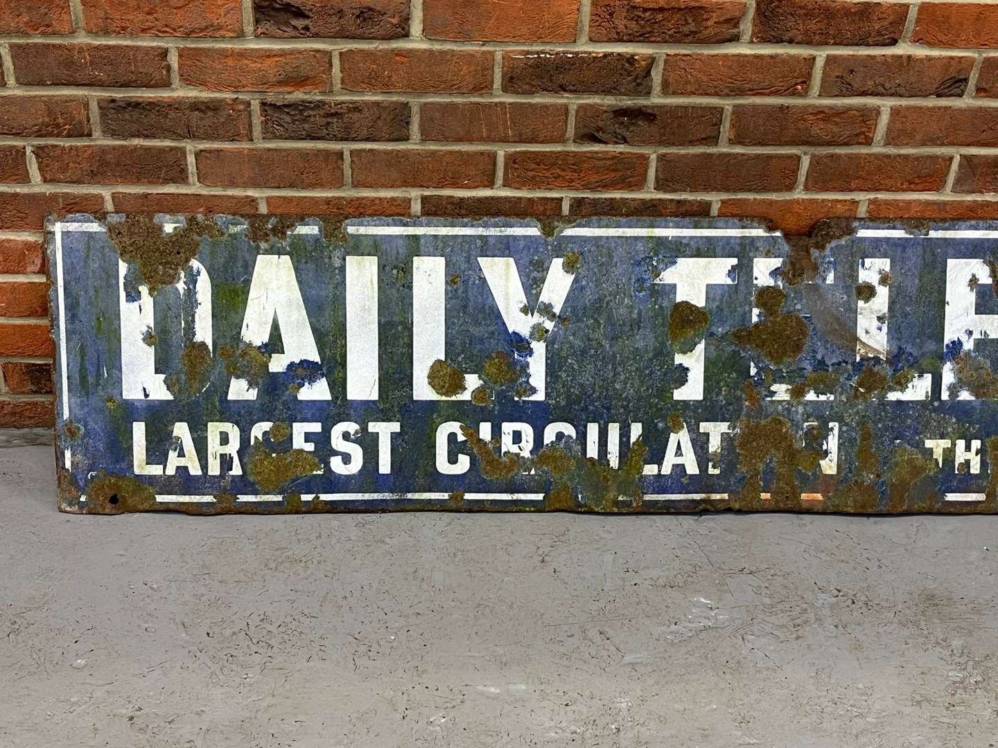 <p>Daily Telegraph Large Enamel Sign</p>