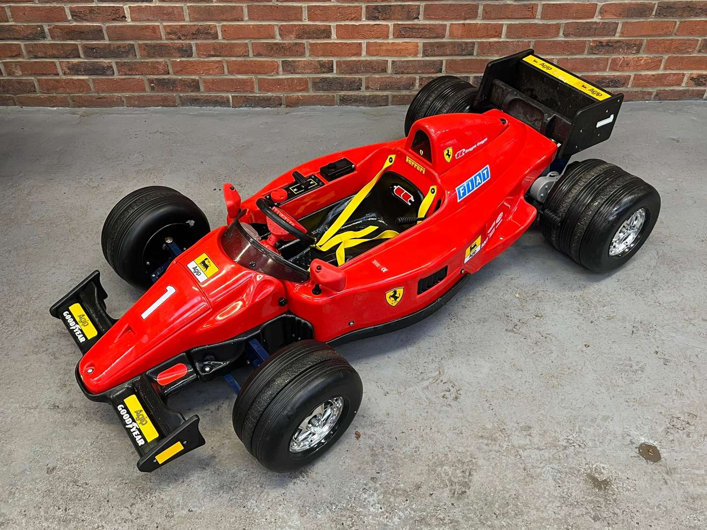 <p>Toys Toys Battery Operated Childs Ferrari</p>