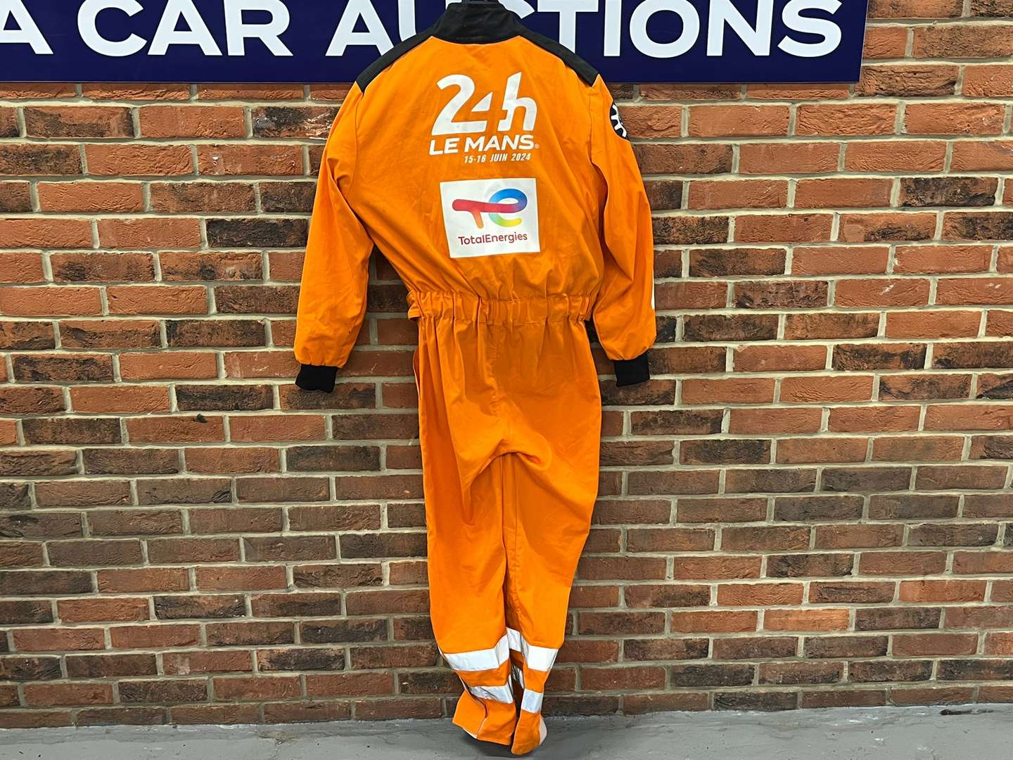 <p>Le Mans 24Hour Marshalls Overalls (Size L)</p>