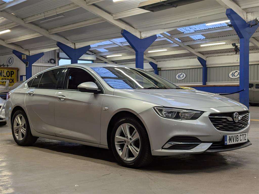 <p>2018 VAUXHALL INSIGNIA TECH LINE NAV T</p>