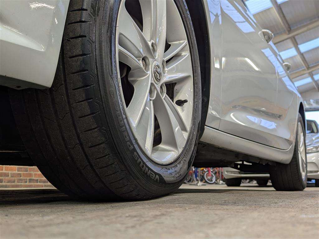 <p>2018 VAUXHALL INSIGNIA TECH LINE NAV T</p>