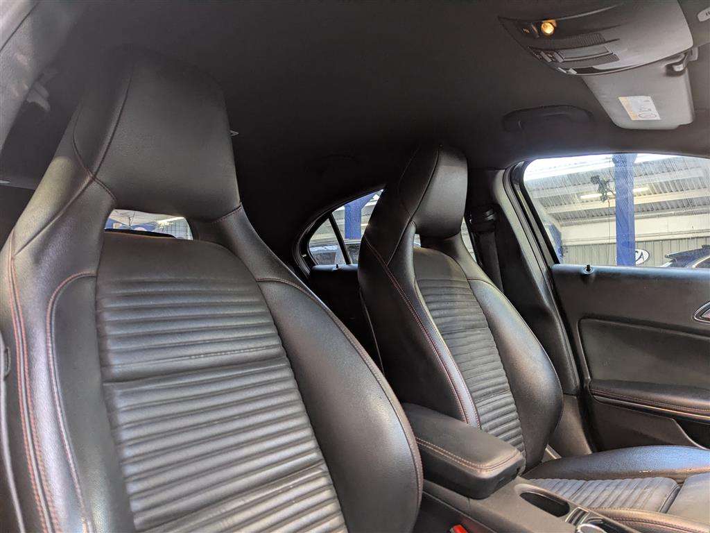 <p>2018 MERCEDES-BENZ A 160 AMG LINE</p>