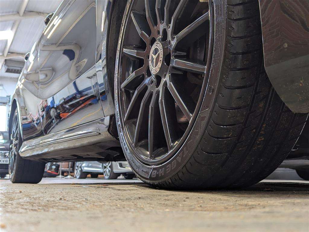 <p>2018 MERCEDES-BENZ A 160 AMG LINE</p>