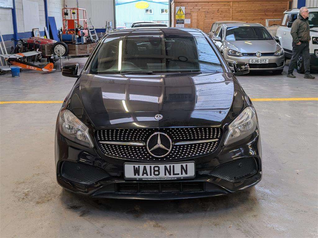 <p>2018 MERCEDES-BENZ A 160 AMG LINE</p>